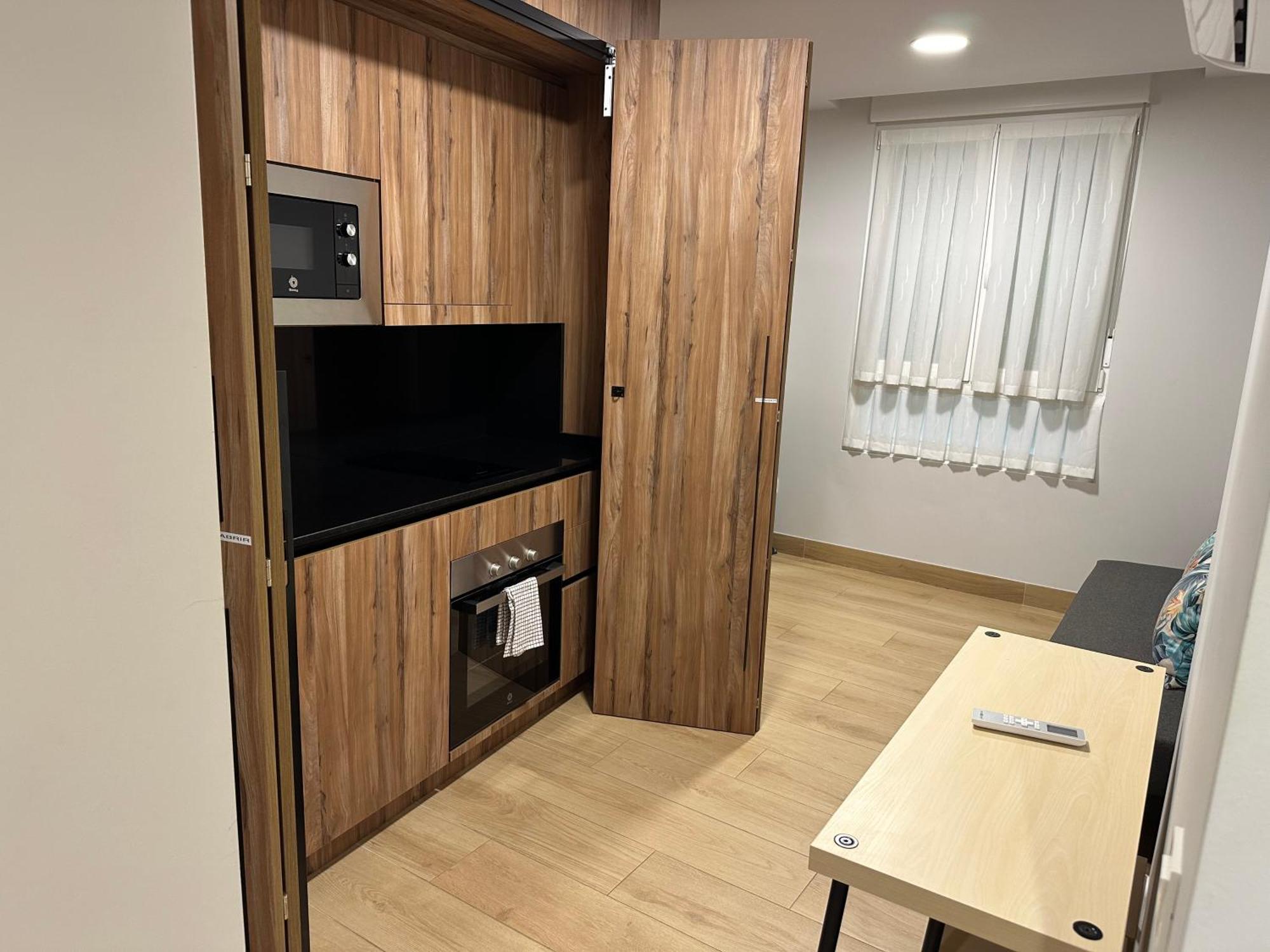 Apartamentos Turisticos Santa Apolonia 62 Aviles Bagian luar foto