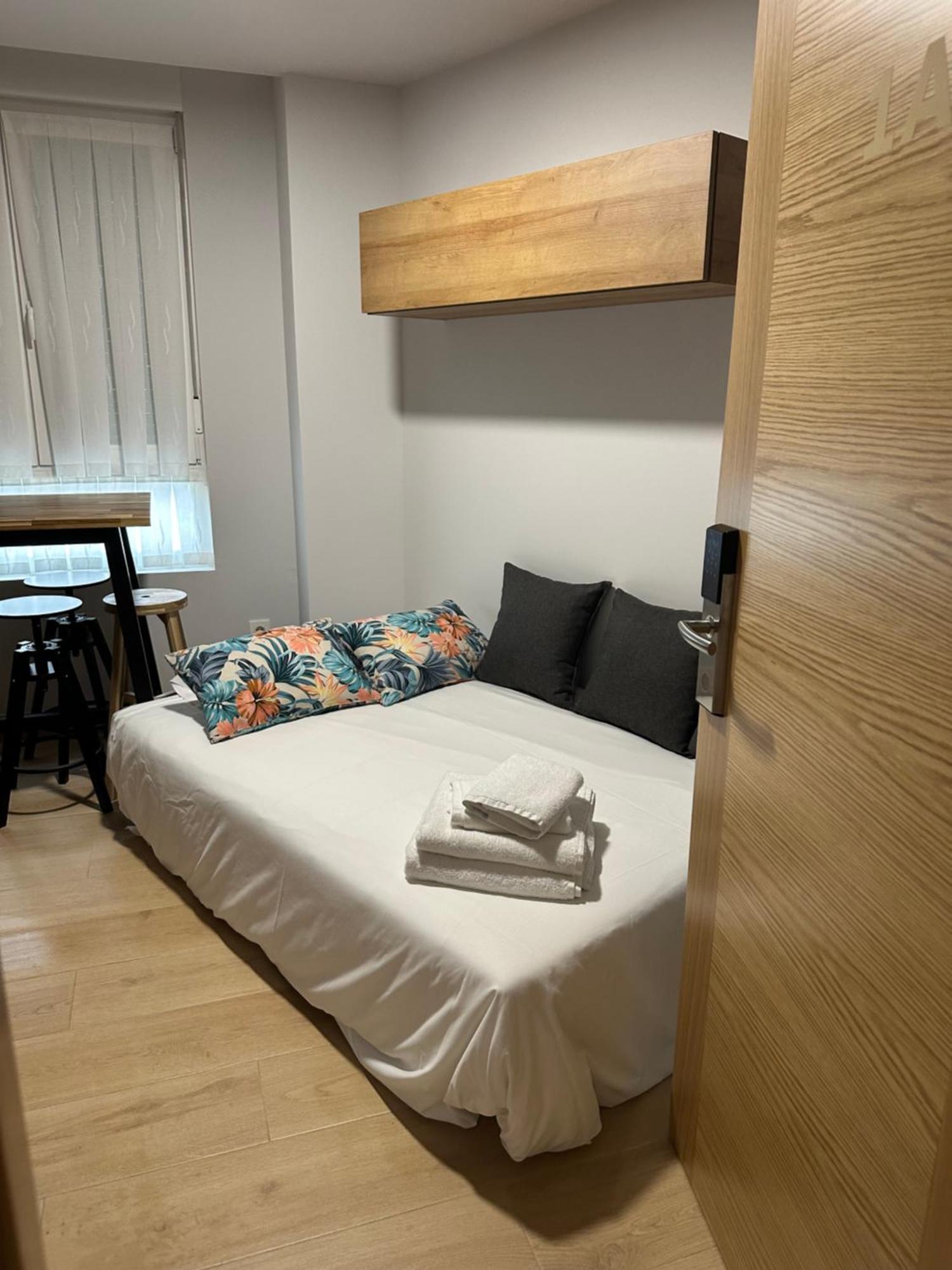 Apartamentos Turisticos Santa Apolonia 62 Aviles Bagian luar foto