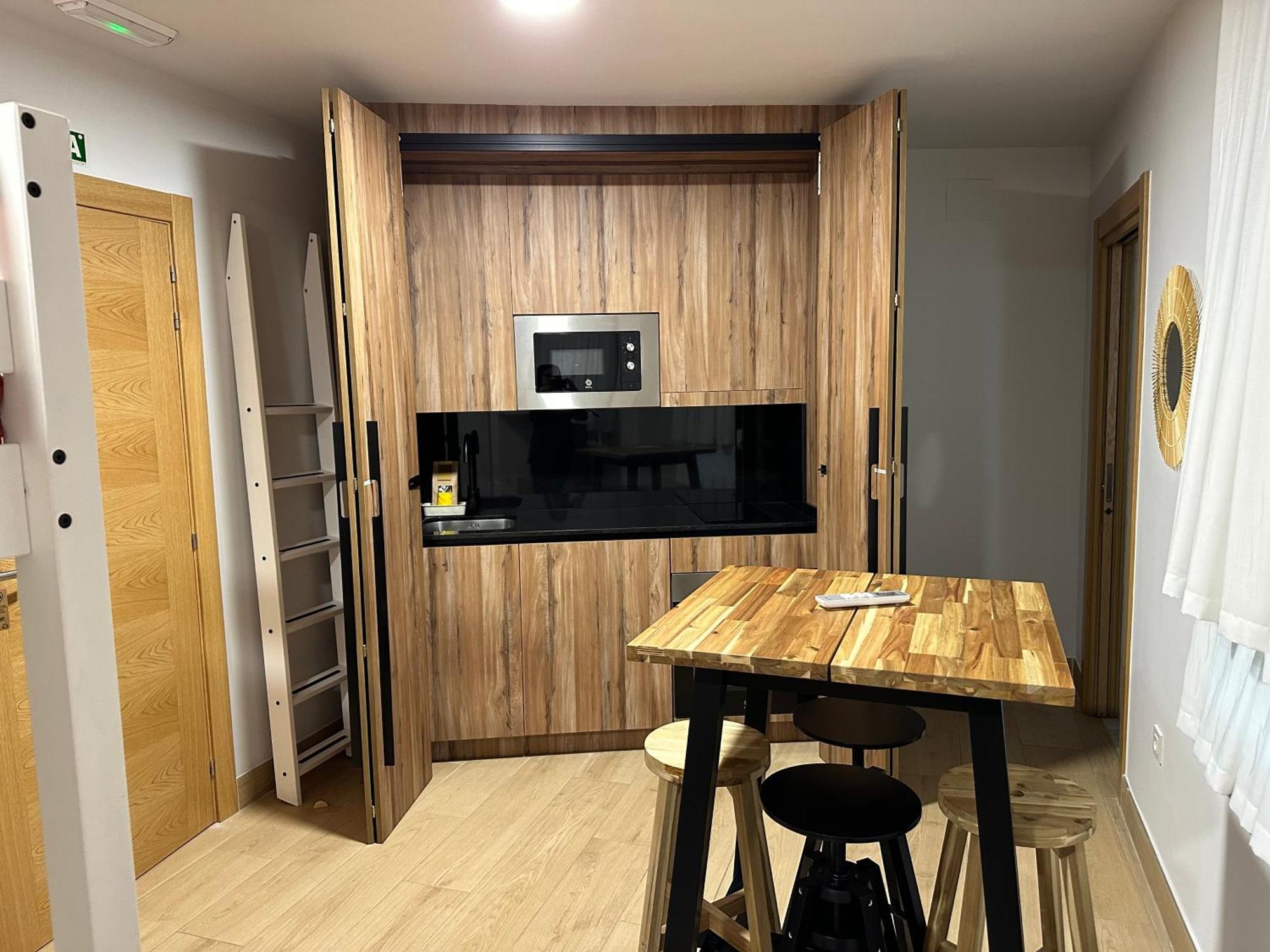 Apartamentos Turisticos Santa Apolonia 62 Aviles Bagian luar foto